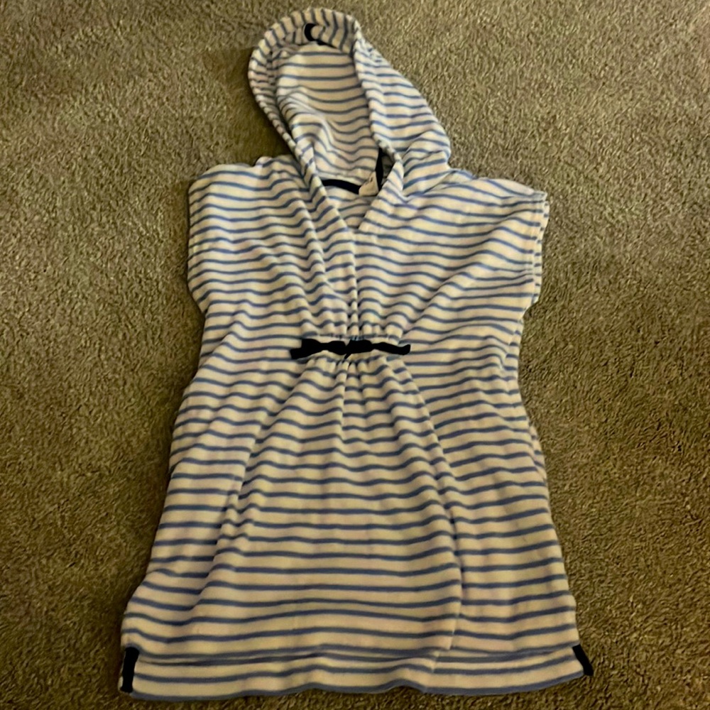 Gap girls cover up